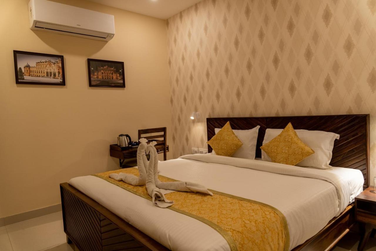 Vienna- A Boutique Hotel ชัยปุระ ภายนอก รูปภาพ
