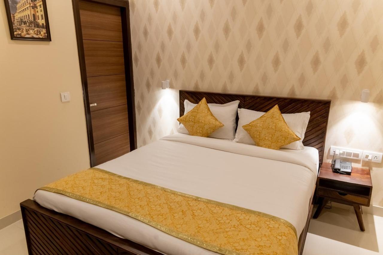 Vienna- A Boutique Hotel ชัยปุระ ภายนอก รูปภาพ